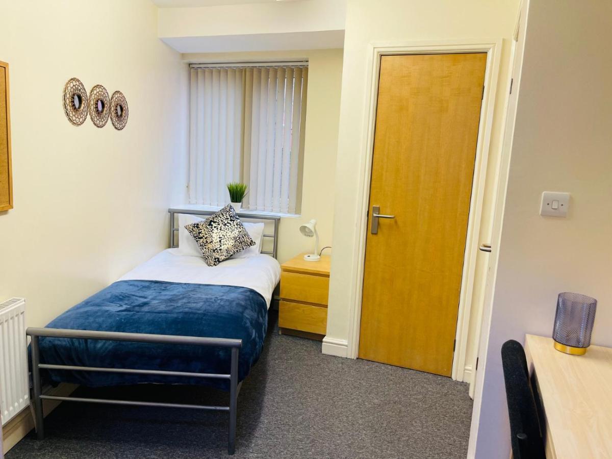 Oyo Sangha House - Short Apartment *